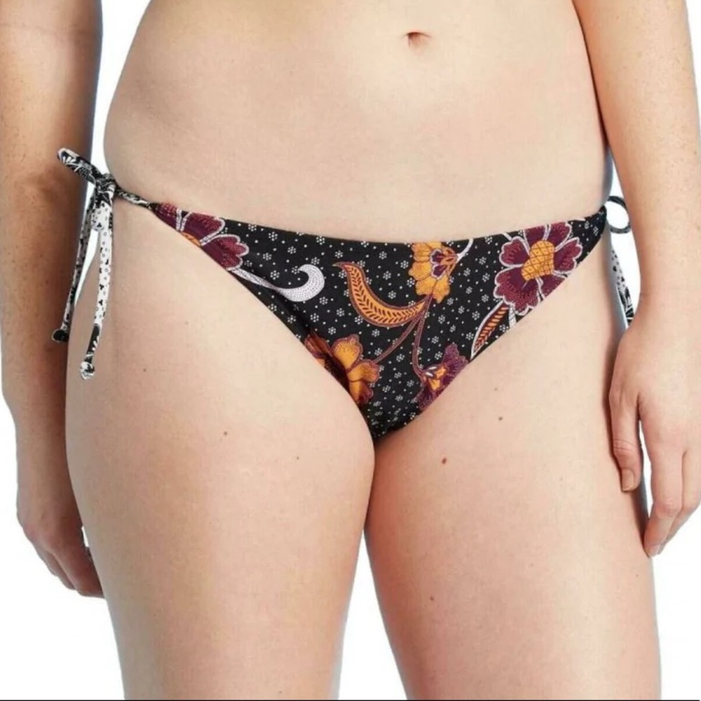 BLACK FLORAL PATTERNED SWIM SUIT BOTTOMS (WITH TIES)